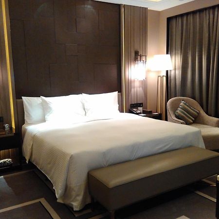 Wanda Realm Hotel Dongying Habitación foto